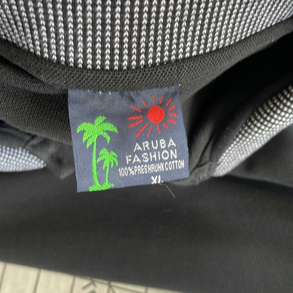 Aruba black golf polo shirt, short sleeves, white contrast on collar and sleeves - Picture 8 of 8